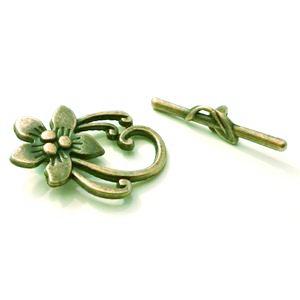 Antique Bronze Lily Toggle Clasp 20x28mm (5 sets)