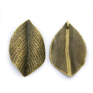 Antique Bronze Leaf Pendant 33x21mm (10 pcs)